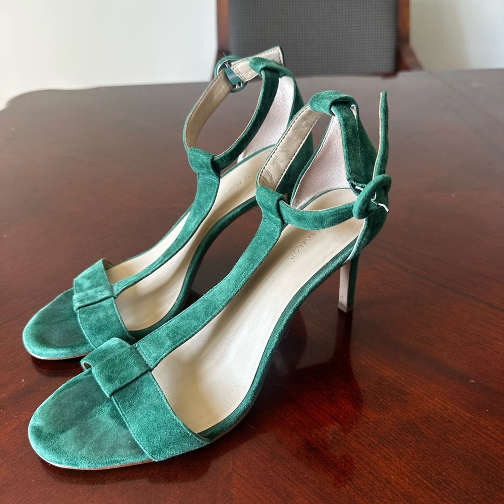 Ann Taylor Emerald Green Women’s T-Strap Heels